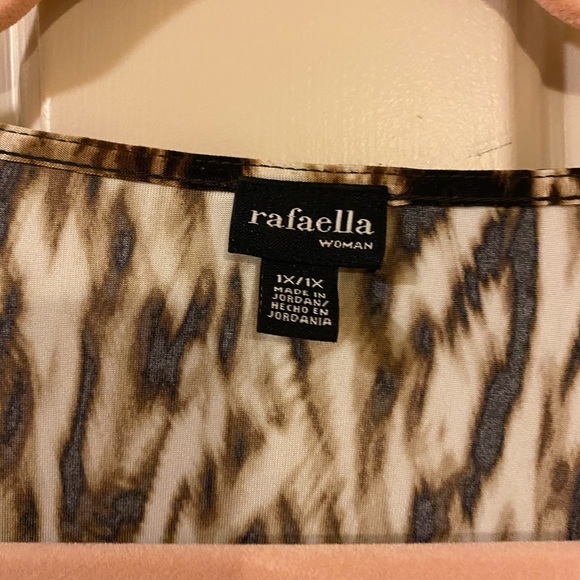 Woman’s 1X Top - Picture 3 of 3